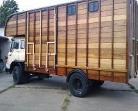 horsebox2_big.jpg